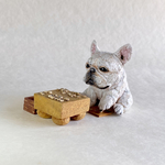 フレンチブルドッグの木彫り　　『ぽてんとフレンチブルドッグ』   『french bulldog』