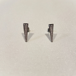 箔　尖る【edgeレザーピアス/イヤリング】