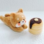 ごろりんわんことホットケーキ　羊毛フェルト