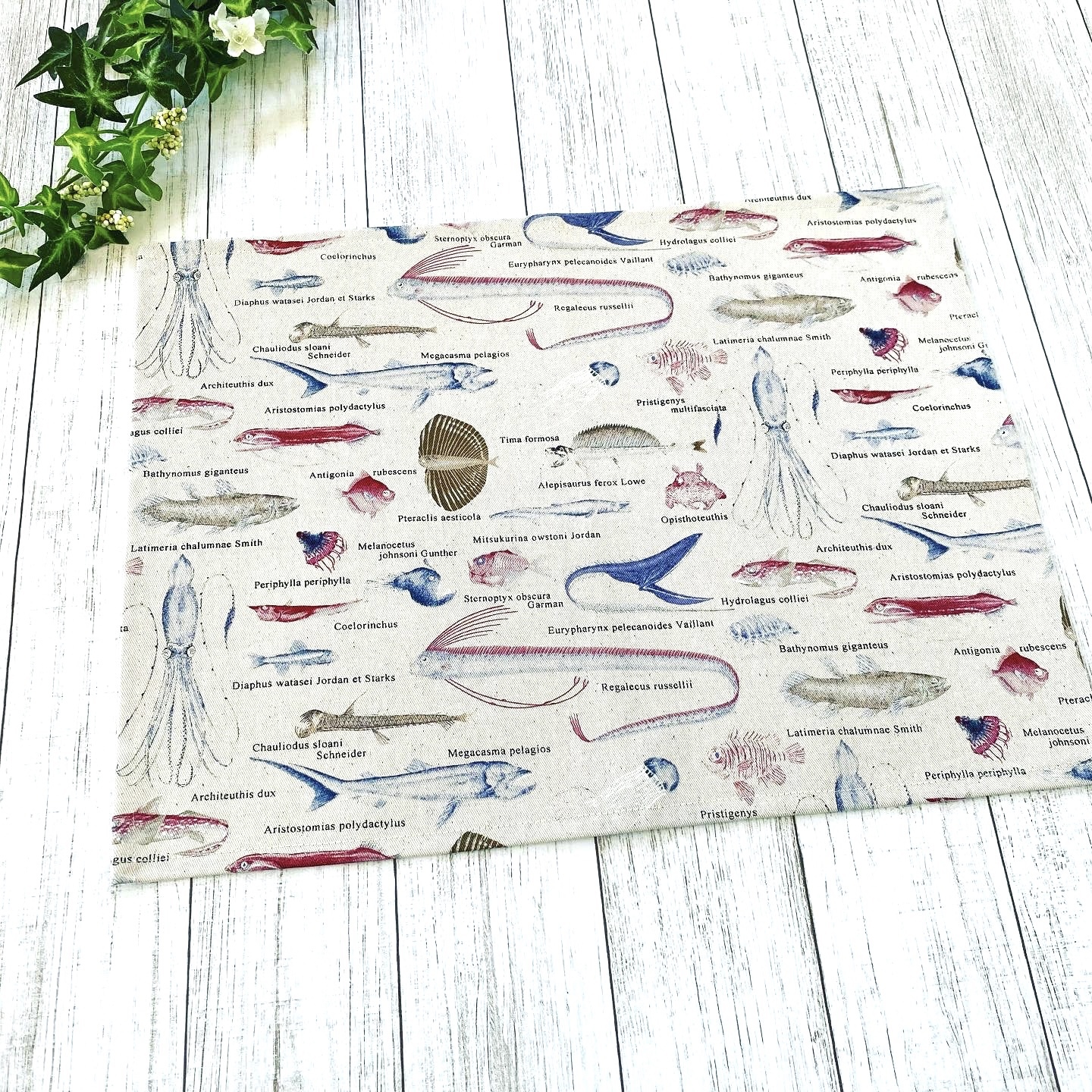 ◉ 深海生物(生成り) ◉ ランチョンマット サイズオーダー