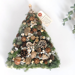 森のクリスマスツリー🌲木の実たっぷり＊壁掛けタイプ~プリザーブドフラワー~