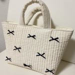 ヌビバッグ♡クリーム色♡オフホワイト♡イブルバッグ♡マチあり♡トートバッグ♡リボン付き♡