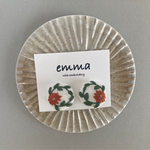 刺繍のピアス・刺繍のイヤリング　森の刺繍⑥コスモス　ラッピング対応