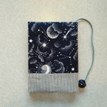 文庫本布のブックカバー　宇宙