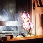 予約品；マホガニー色のチェロ　ステンドグラスとＬＥＤの手作りチェロ　ver.8