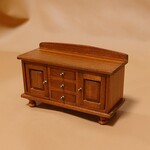 ミニチュア家具(1/12) アンティーク風サイドボード