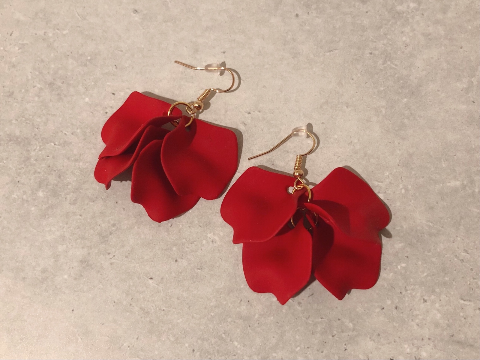 #972 再販 レッド 花びら ゴールド ピアス イヤリング ハンドメイド 6af3207acaa97bccebc2024079f7c5