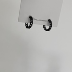 New ▽ Design hoop pierce