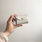 仕分けバッチリ　コロンとかわいい小さい革財布