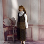momoko ジェニー outfit...11.1　ニットトップ（オフ白）＋ジャンパースカート（コットンツィード、イエロー)
