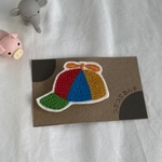 プロペラ帽子のブローチ(ビビットカラー① レッド・ブルー系)