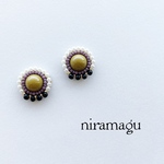 ビーズ刺繍ピアス