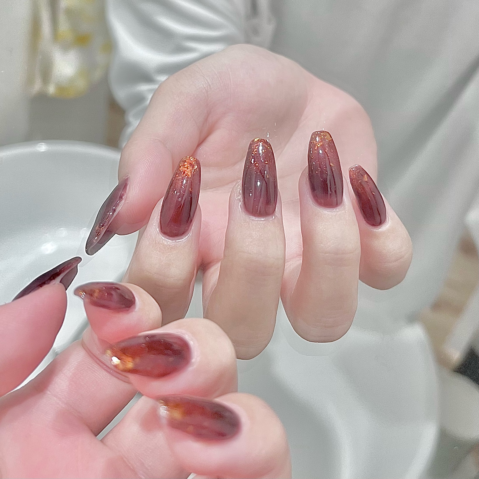 No.15 紅葉の秋?深みボルドー オーロラ ちゅるん ネイルチップ 韓国 