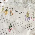 ［一点限定品］２０２３年の壁掛け刺繍カレンダー　人気の韓国インテリアにも♡