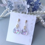 キラキラ虹色揺れるピアス　[スタッドピアス/フックピアス/フレンチフック/樹脂ピアス] サージカルステンレス 316L　小ぶり　キラキラ　