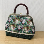 木製ハンドルのがま口バッグ(クリスマス　CAT)