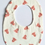 【試作品】思わずヨダレが！？「タコさんウインナー」柄のベビースタイ