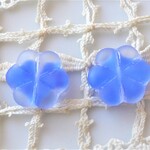 清青　花　チェコビーズ2個