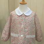 [現品のみです]　女の子用前あきスモック　100サイズ