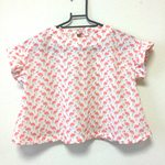 チュニック　フラミンゴ　白　袖フリル　ふんわり　ブラウス　90cm  〜　100㎝