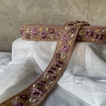インド刺繍リボン　花　インド刺繍　スパンコール　刺繍リボン　リボン　りぼん　※10月8日よりゆうパケットにて発送となります。