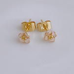 【受注制作】一花ピアス（ホワイト）