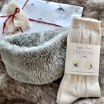 冬の贈り物セット【Organiccottonファーネックウォーマー＆アラン編みソックス】