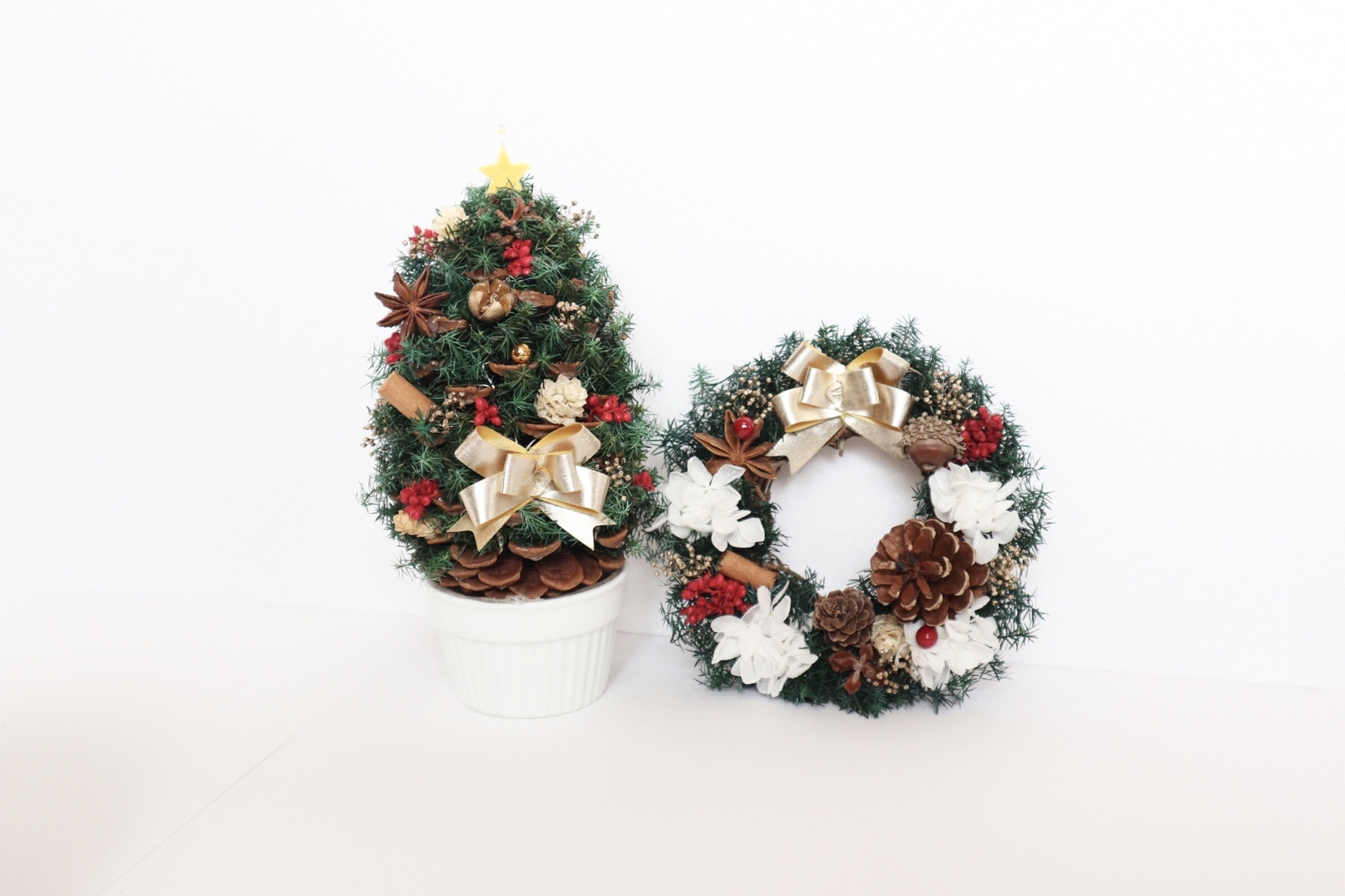 ⚠️専用品⚠️ 大王松 の 松ぼっくりツリー 土台付き ツリー クリスマス イルミネーション付き クリスマスツリー 大王松の松ぼっくり