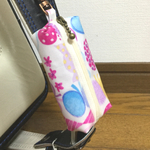 ランドセル用キーケース☆絵の具 手書きちょうちょ柄