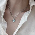 ▷ Silver necklace