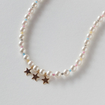 カジュアル派も古着好きもボーイッシュスタイル好きも！オシャレで満足なスターモチーフパールネックレス～star motif pearl necklace～