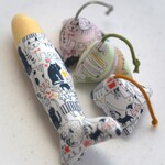 チャリティ【またたび入り】ミニけりぐるみ＆まきびしセット　✿飼い主のいない猫達にに幸せを✿