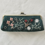 K様専用 お花の刺繍のリネンがま口ポーチ 