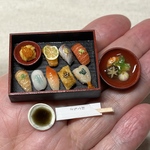 にぎり寿司セット( 箱入り,お吸い物)Ｅ