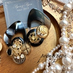 vintage button𓆸⋆*グレーべっ甲＆ブラック❁⃘ピアス＊イヤリング