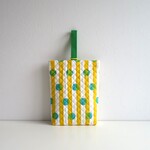 《Yellow Stripe》ストライプドットのキルティング上履き入れ