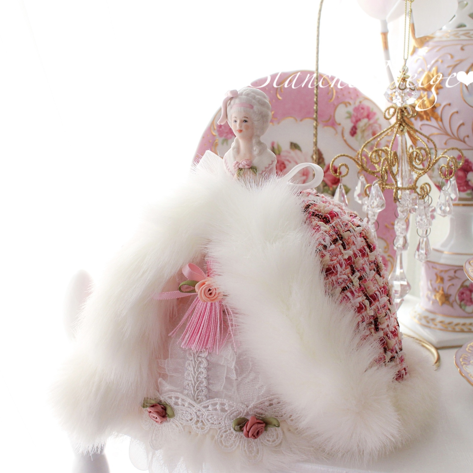 マリーアントワネットのティーコゼー〜ティーポット付〜 - ❤︎Blanche