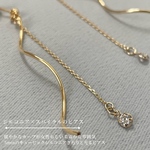 【冬❤︎ピアス】揺れるジルコニアとスパイラルのピアス/ゴールド