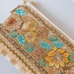 【中】インド刺繍のファスナーポーチ