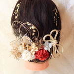 刺繍リボン♡ドライフラワー ヘッドパーツ 成人式 卒業式 赤白 髪飾り レッド　ホワイト　プリザーブドフラワー 振袖 着物 袴　和玉　玉かんざし 水引　