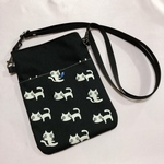 １３５４．ミヌン猫柄のスマホショルダー　黒×黒スマホ用ポシェット　スマホ用ポーチ　再販３