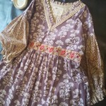 花柄シャツコールのVネックワンピ♪