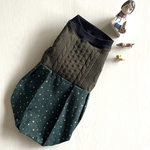犬服　DS前丈短め　Xmasアラン風ニットカーキ✖️星グリーン　バルーン