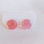 PinkMoonイヤリング_ヴィンテージ蝶貝ボタン