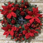 真っ赤なクリスマスフラワーリース　　　　　　　　　　　　　レッドリース