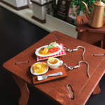 カフェめし　オムライスとワッフルのセット　ピアス