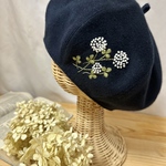 秋冬【大人/厚地起毛】播州織クローバー刺繍ベレー帽 ネイビー　帽子　ナチュラル　お出かけ　清楚