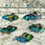 小さなお魚の小さなブローチ＊ブルーグリーン系＊横っちょフィッシュ