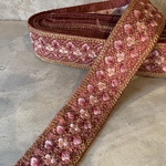 インド刺繍リボン　花　インド刺繍　スパンコール　刺繍リボン　リボン　りぼん　※10月8日よりゆうパケットにて発送となります。