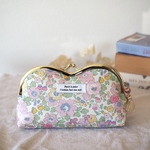 メガネケース　LIBERTY リバティ　イギリス限定色　ベッツィ　布、がまぐち、ゴールド